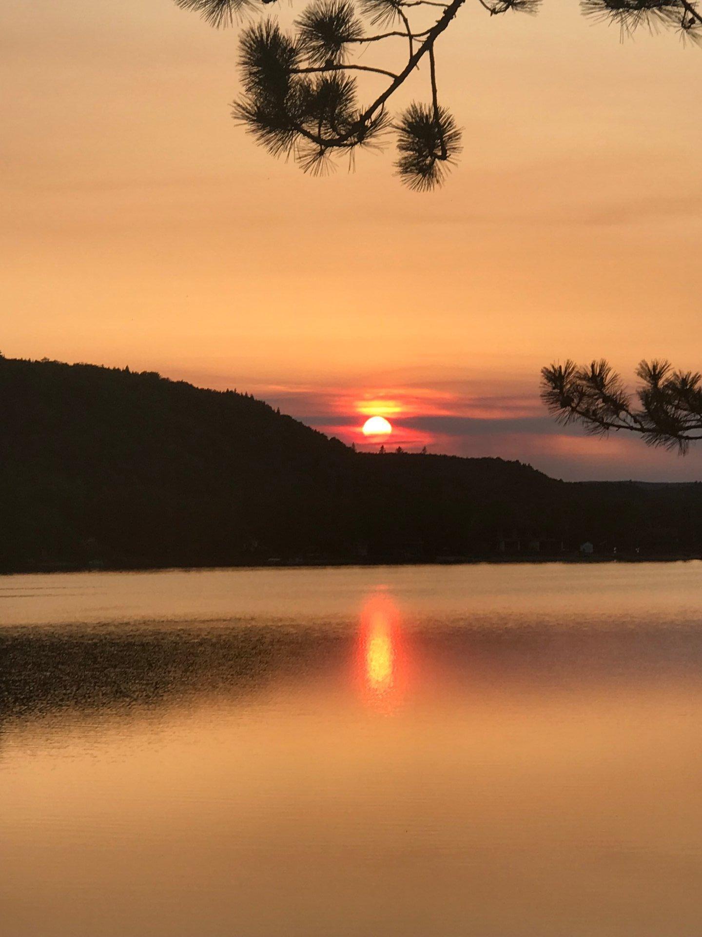 









2020


Ch. du Lac-Ste-Rose N.

,
Mandeville,




QC
J0K1L0

