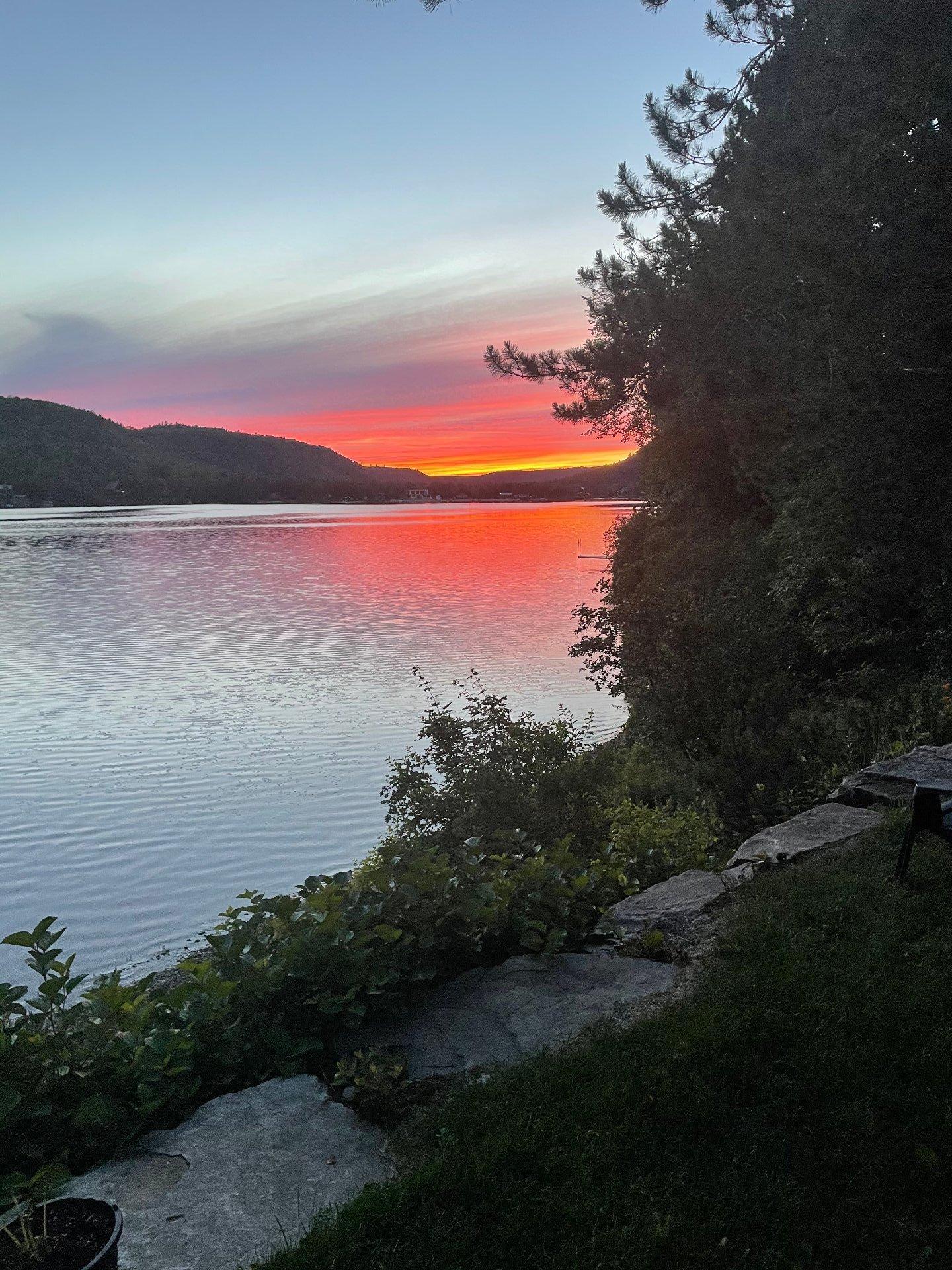 









2020


Ch. du Lac-Ste-Rose N.

,
Mandeville,




QC
J0K1L0


