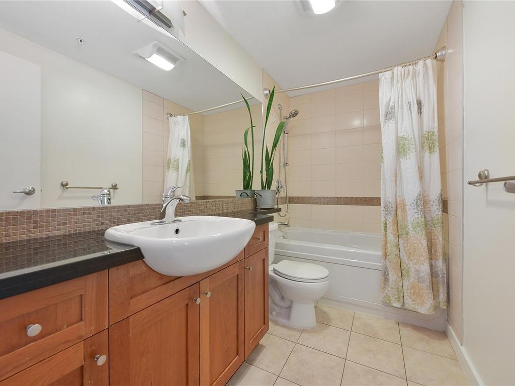 









732


Cormorant

St, 301,
Victoria,




BC
V8W 4A5

