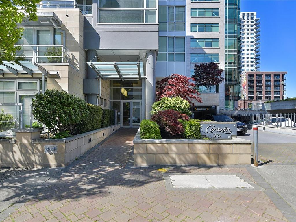









732


Cormorant

St, 301,
Victoria,




BC
V8W 4A5

