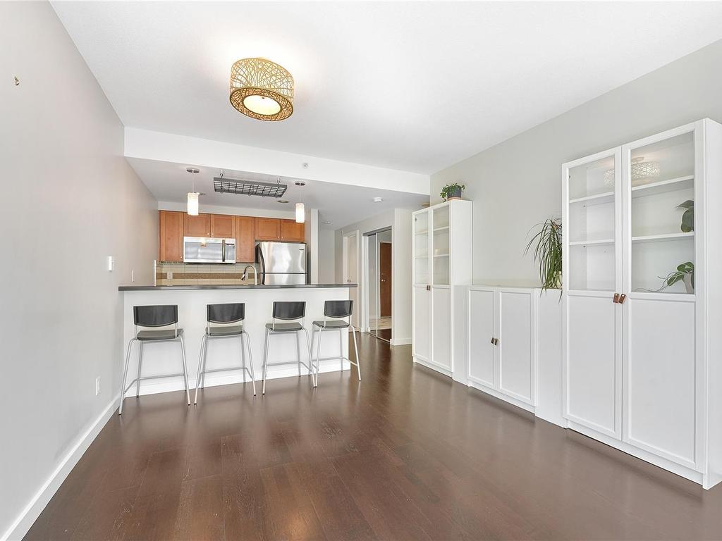 









732


Cormorant

St, 301,
Victoria,




BC
V8W 4A5

