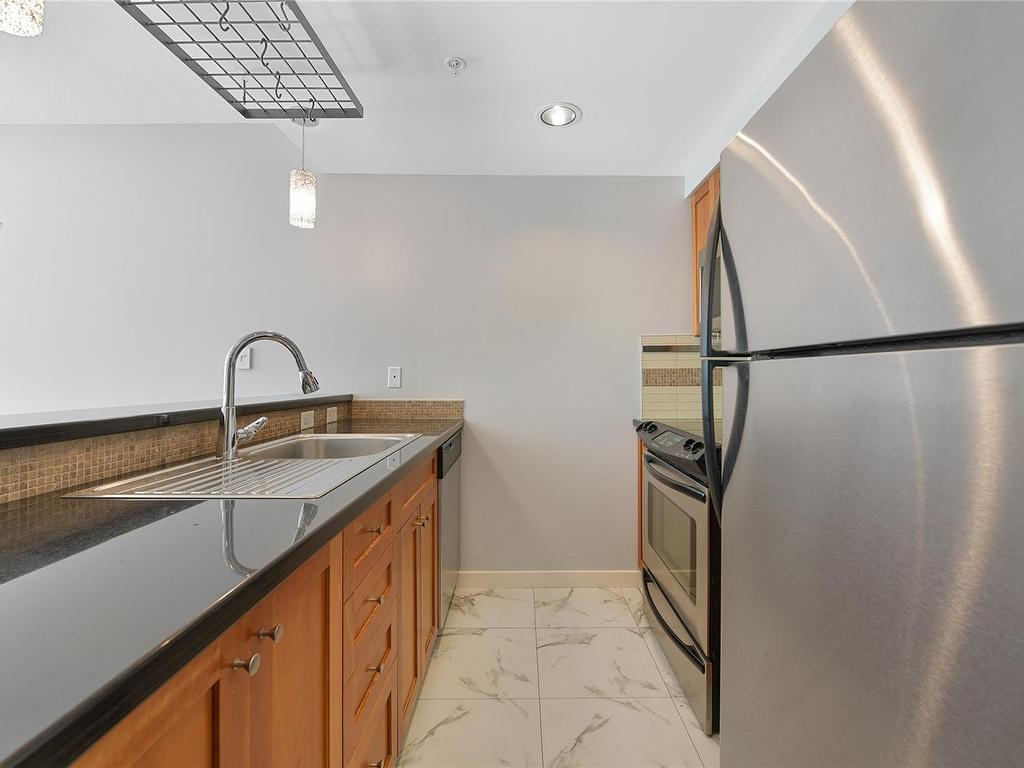 









732


Cormorant

St, 301,
Victoria,




BC
V8W 4A5

