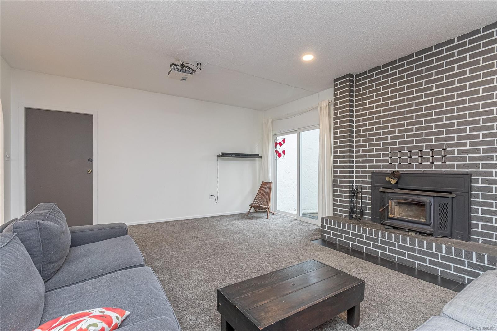 









4835


Black Bear

Ridge,
Nanaimo,




BC
V9T 5E2

