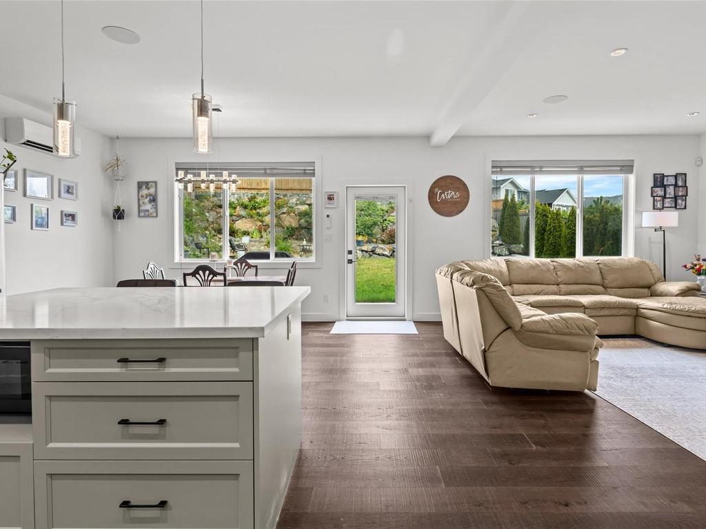 









6908


Blanchard

Rd,
Sooke,




BC
V9Z 1P2

