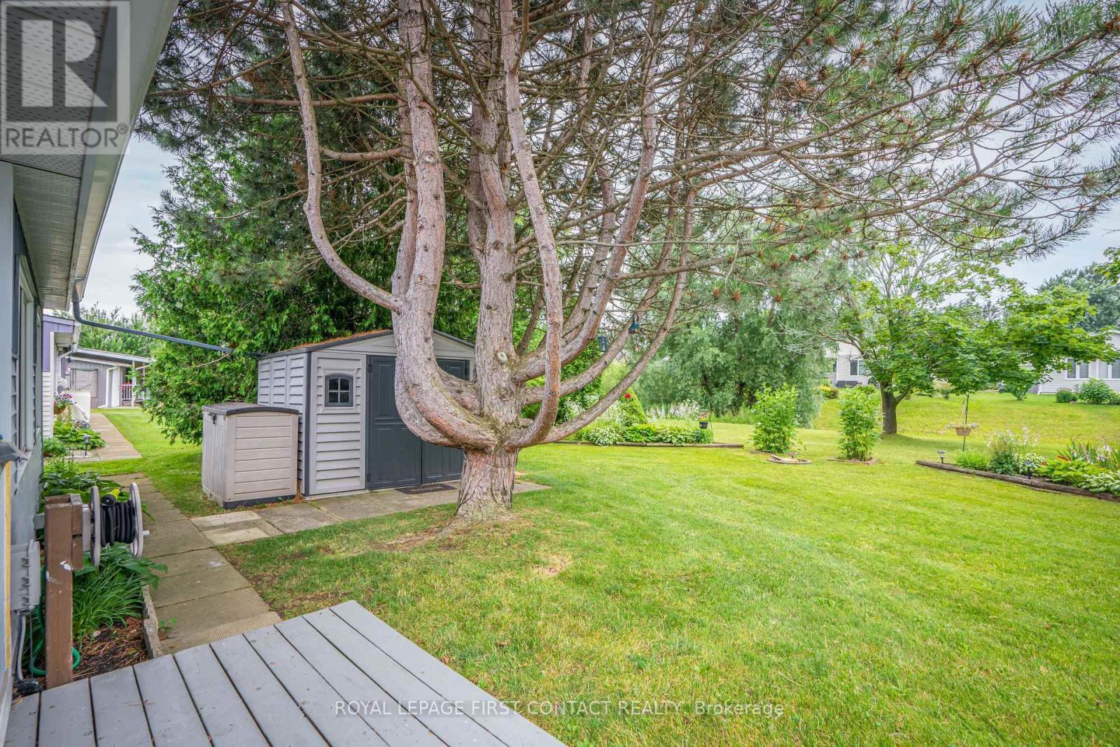












20 COMFORTS COVE

,
Innisfil,




Ontario
L9S1S3

