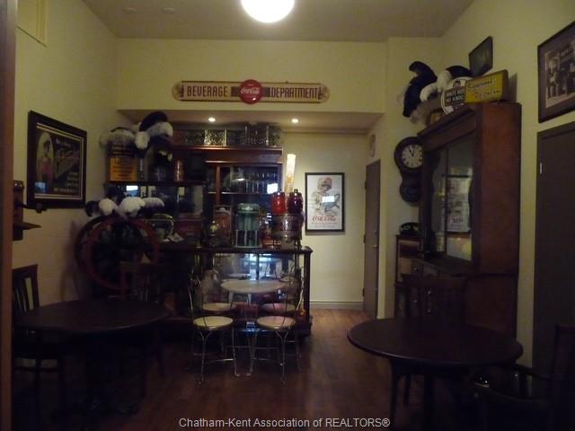 









44


Fourth

Street,
Chatham,




ON
N7M 2G2

