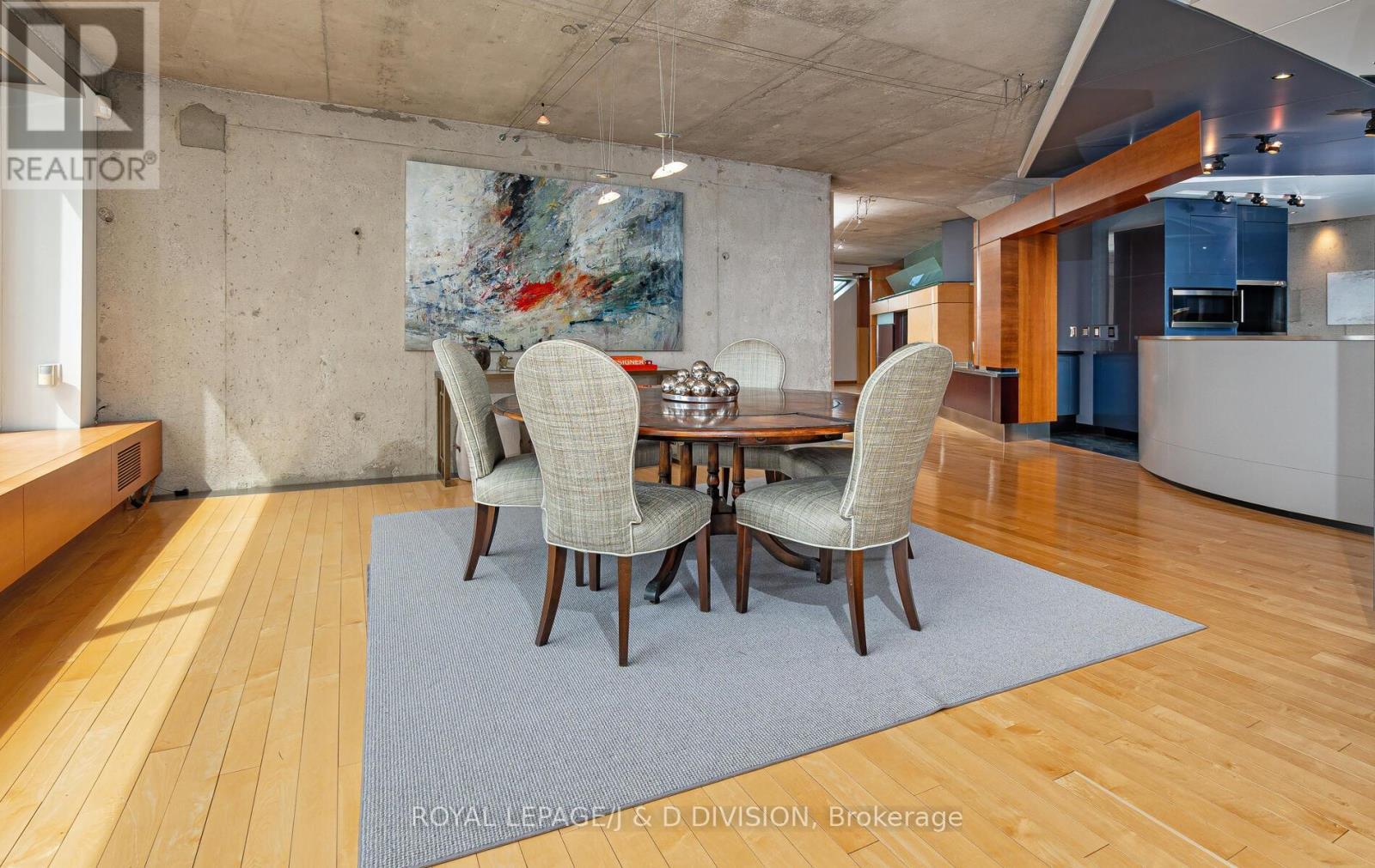 












PH2601 - 71 SIMCOE STREET

,
Toronto,




Ontario
M5J2S9

