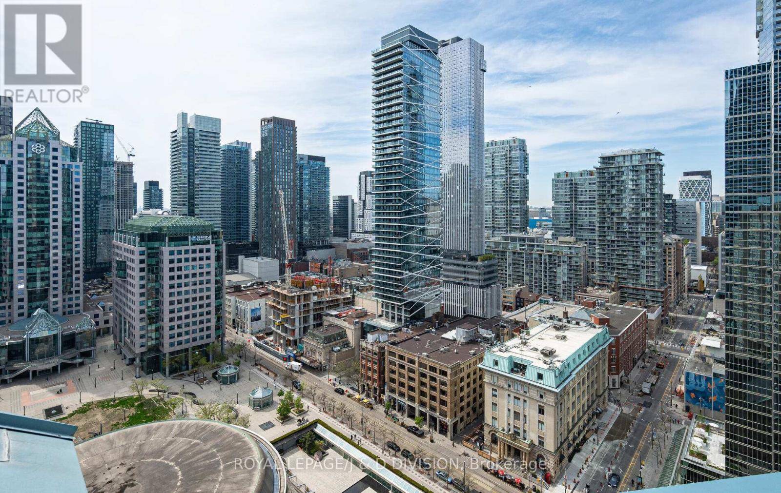 












PH2601 - 71 SIMCOE STREET

,
Toronto,




Ontario
M5J2S9

