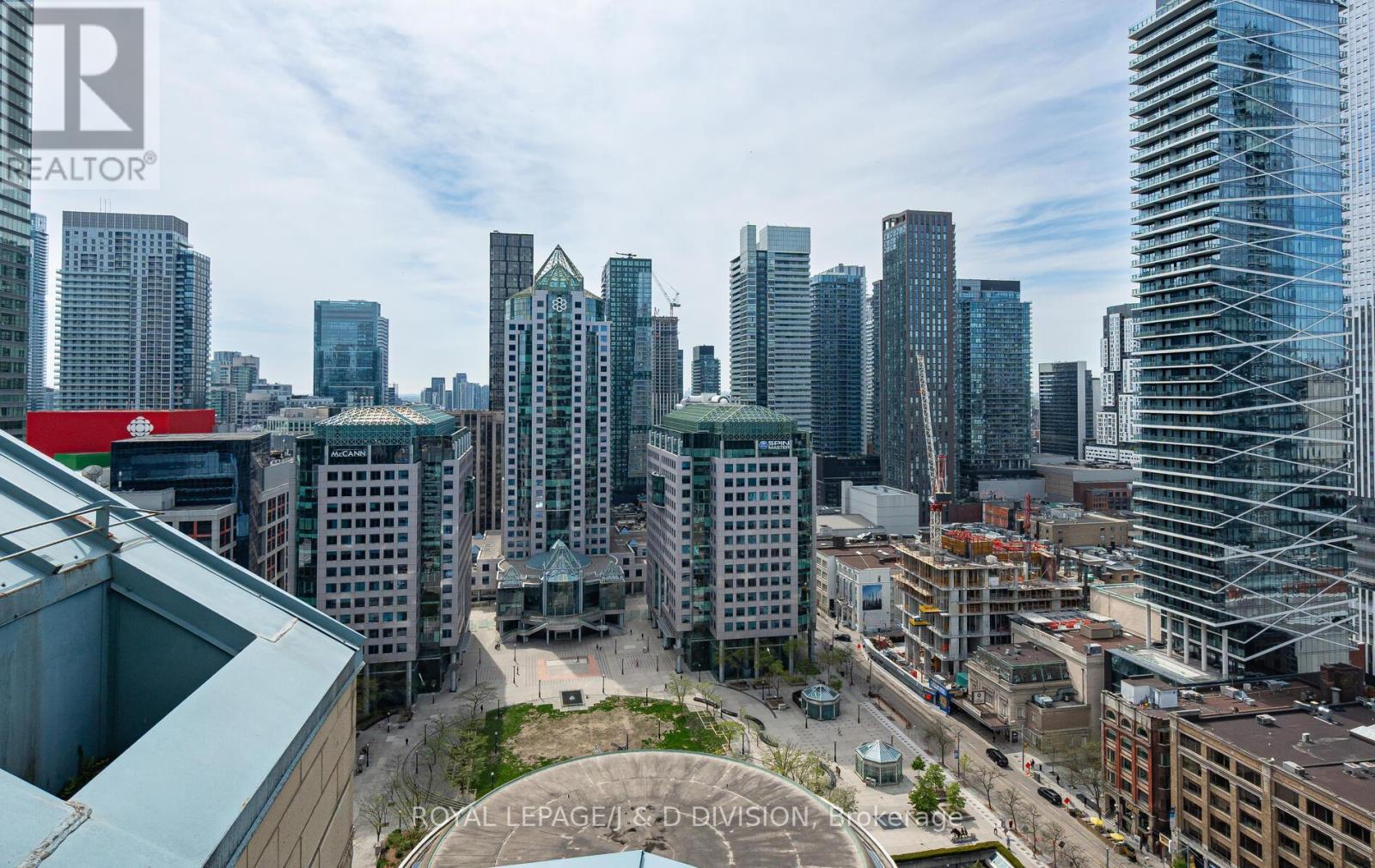 












PH2601 - 71 SIMCOE STREET

,
Toronto,




Ontario
M5J2S9

