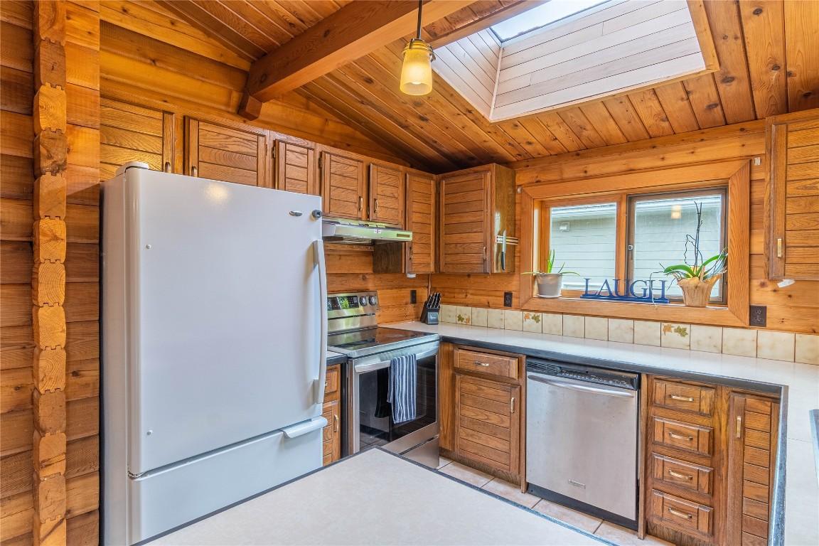 









33


BRECCIA

Drive,
Logan Lake,




BC
V0K 1W0

