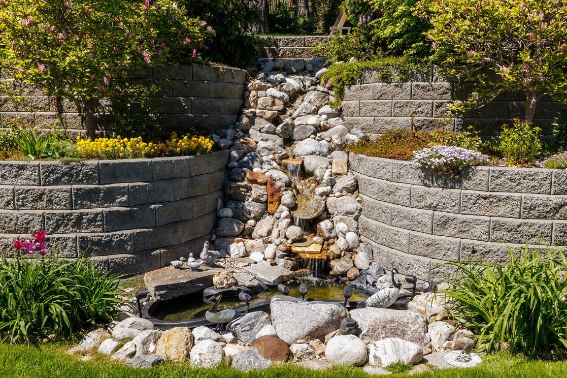 









356


Woodpark

Crescent,
Kelowna,




BC
V1V 2L4


