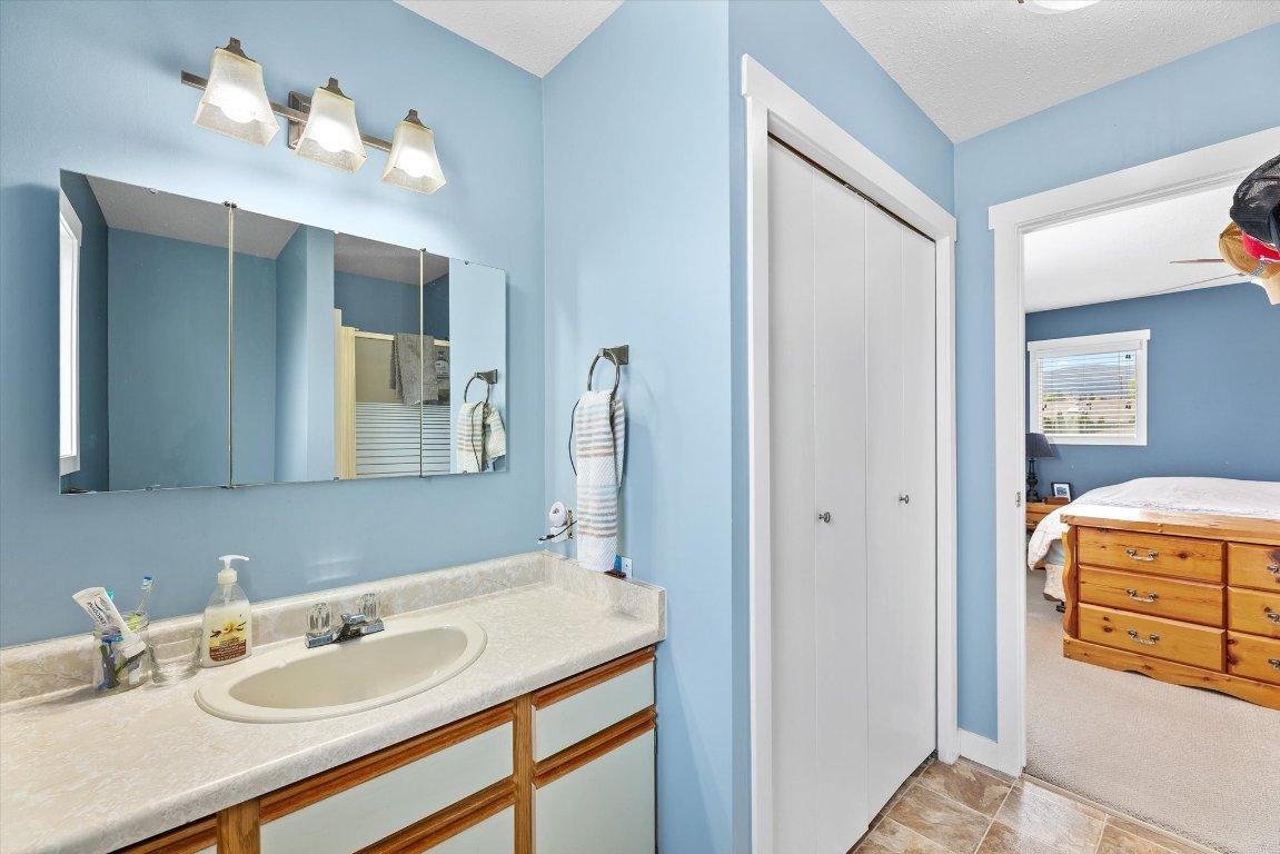 









311


Molnar

Road,
Kelowna,




BC
V1X 7B9


