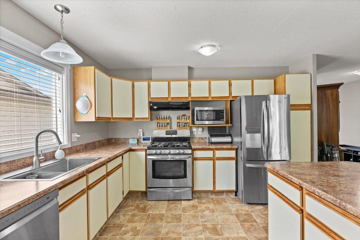









311


Molnar

Road,
Kelowna,




BC
V1X 7B9


