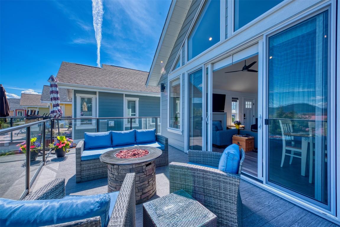 









6833


Madrid

Way, 348,
Kelowna,




BC
V1Z 3R8

