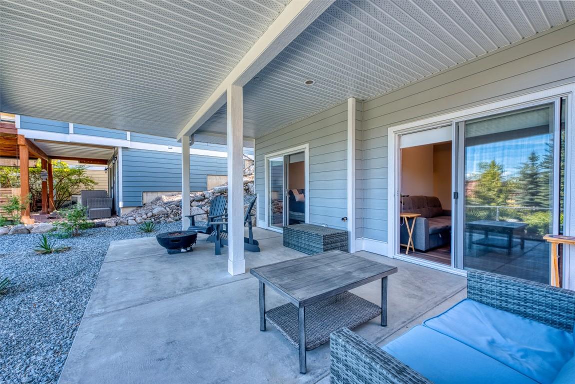









6833


Madrid

Way, 348,
Kelowna,




BC
V1Z 3R8

