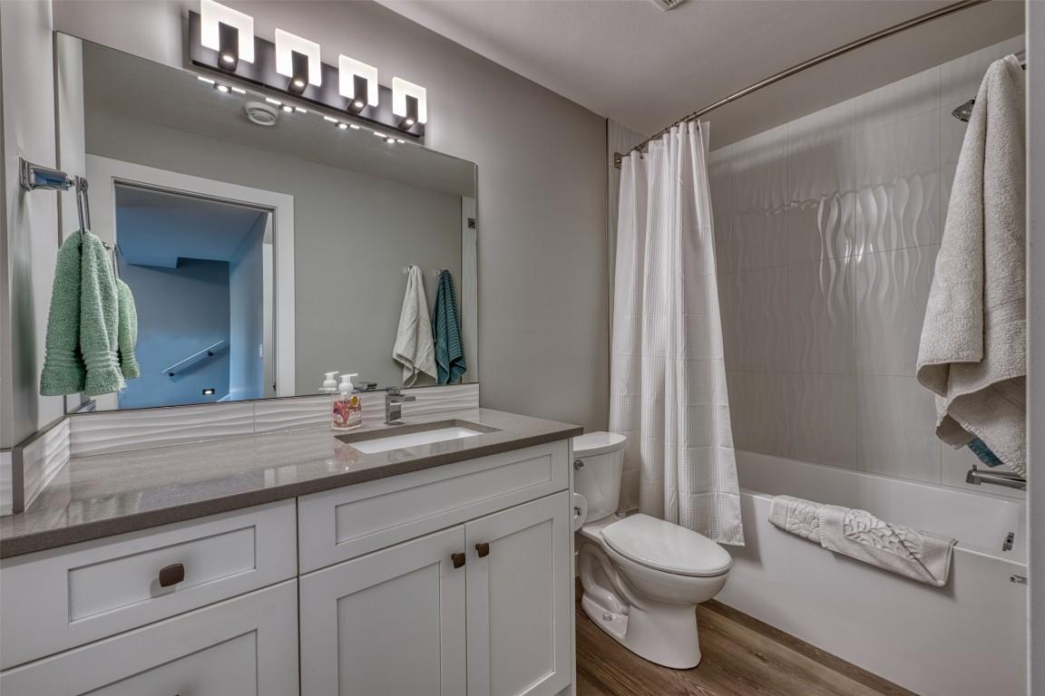 









6833


Madrid

Way, 348,
Kelowna,




BC
V1Z 3R8


