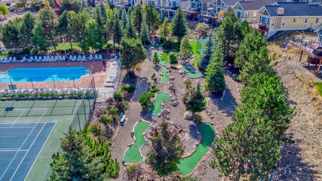 









6833


Madrid

Way, 348,
Kelowna,




BC
V1Z 3R8

