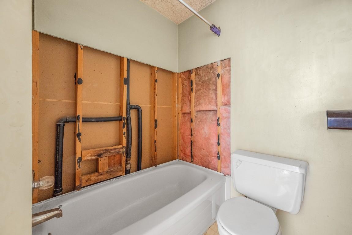









4200


Alexis Park

Drive, 3,
Vernon,




BC
V1T 6H3


