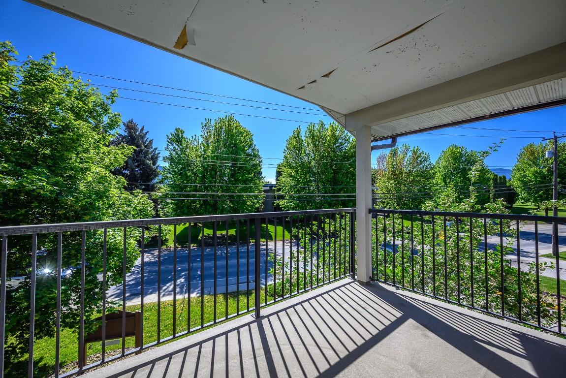 









4200


Alexis Park

Drive, 3,
Vernon,




BC
V1T 6H3

