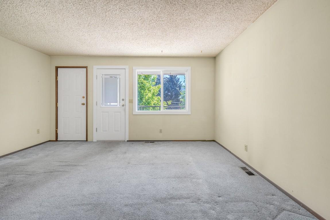 









4200


Alexis Park

Drive, 3,
Vernon,




BC
V1T 6H3

