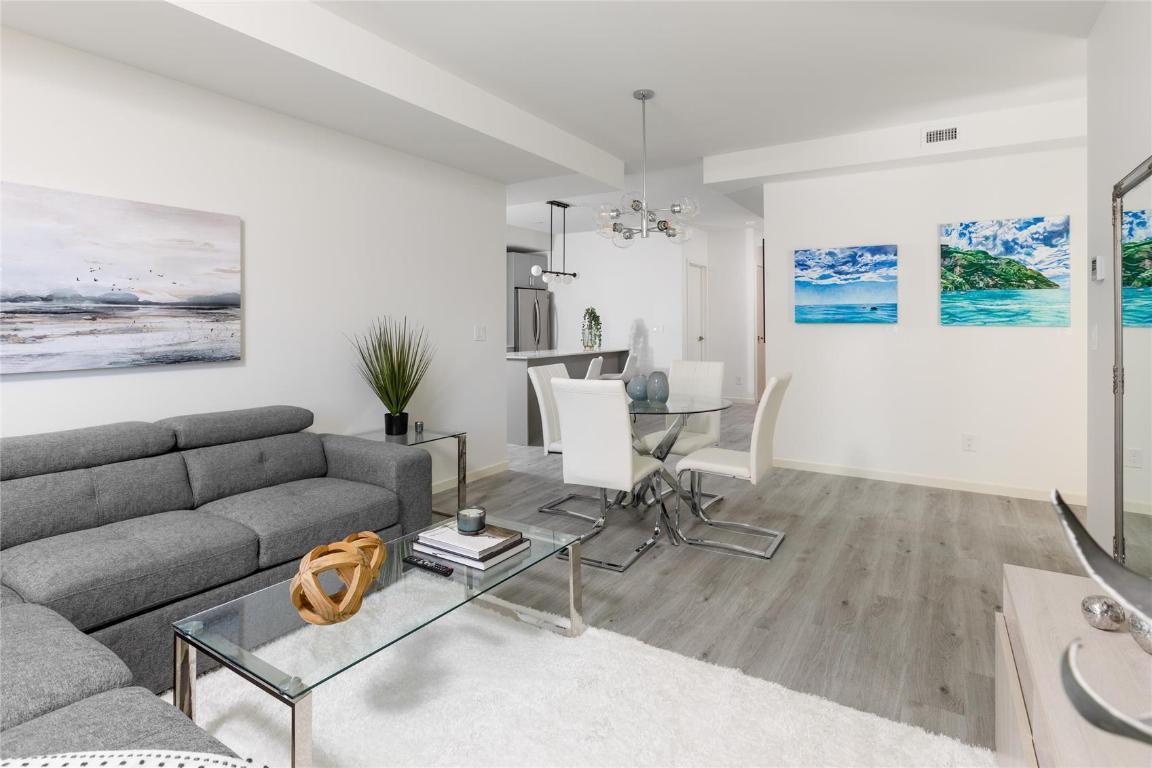 









880


Saucier

Avenue, 103,
Kelowna,




BC
V1Y 6A3

