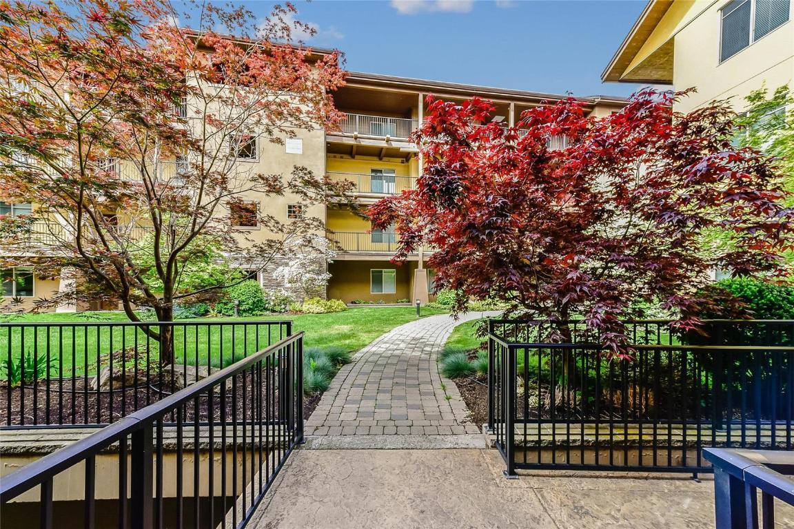 









4028


Pritchard

Drive, 8308,
West Kelowna,




BC
V4T 1X2

