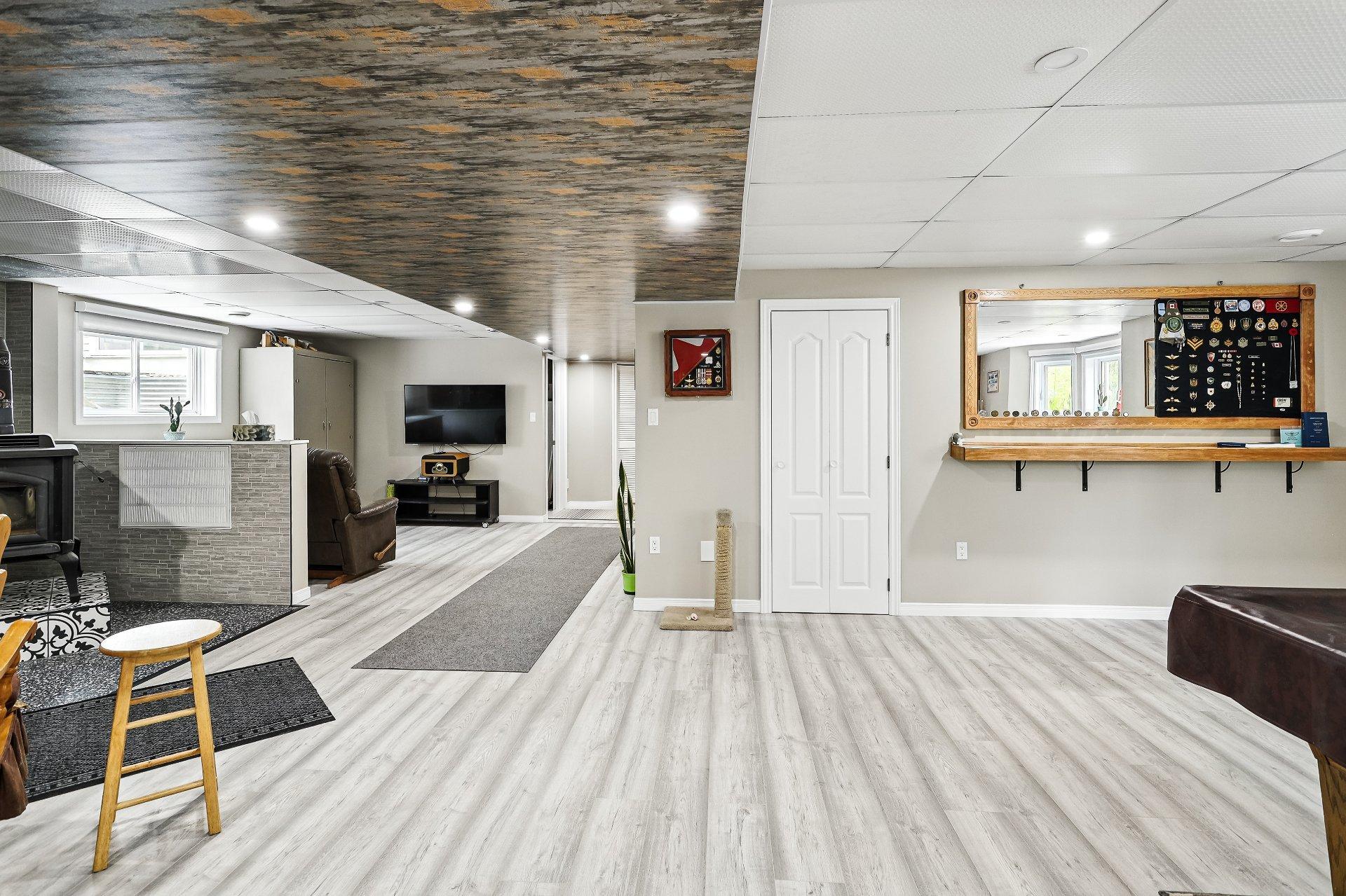 









426


Rg Jolimont

,
Sainte-Béatrix,




QC
J0K1Y0

