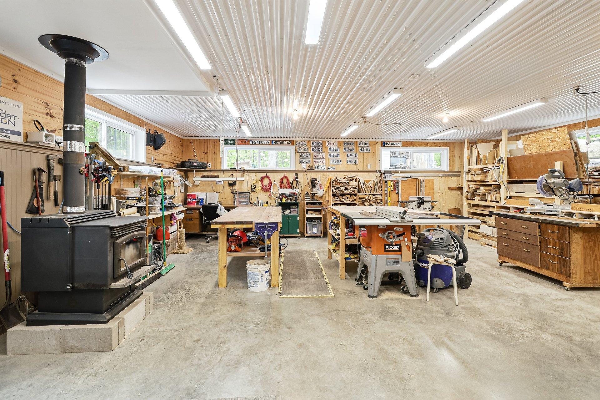 









426


Rg Jolimont

,
Sainte-Béatrix,




QC
J0K1Y0

