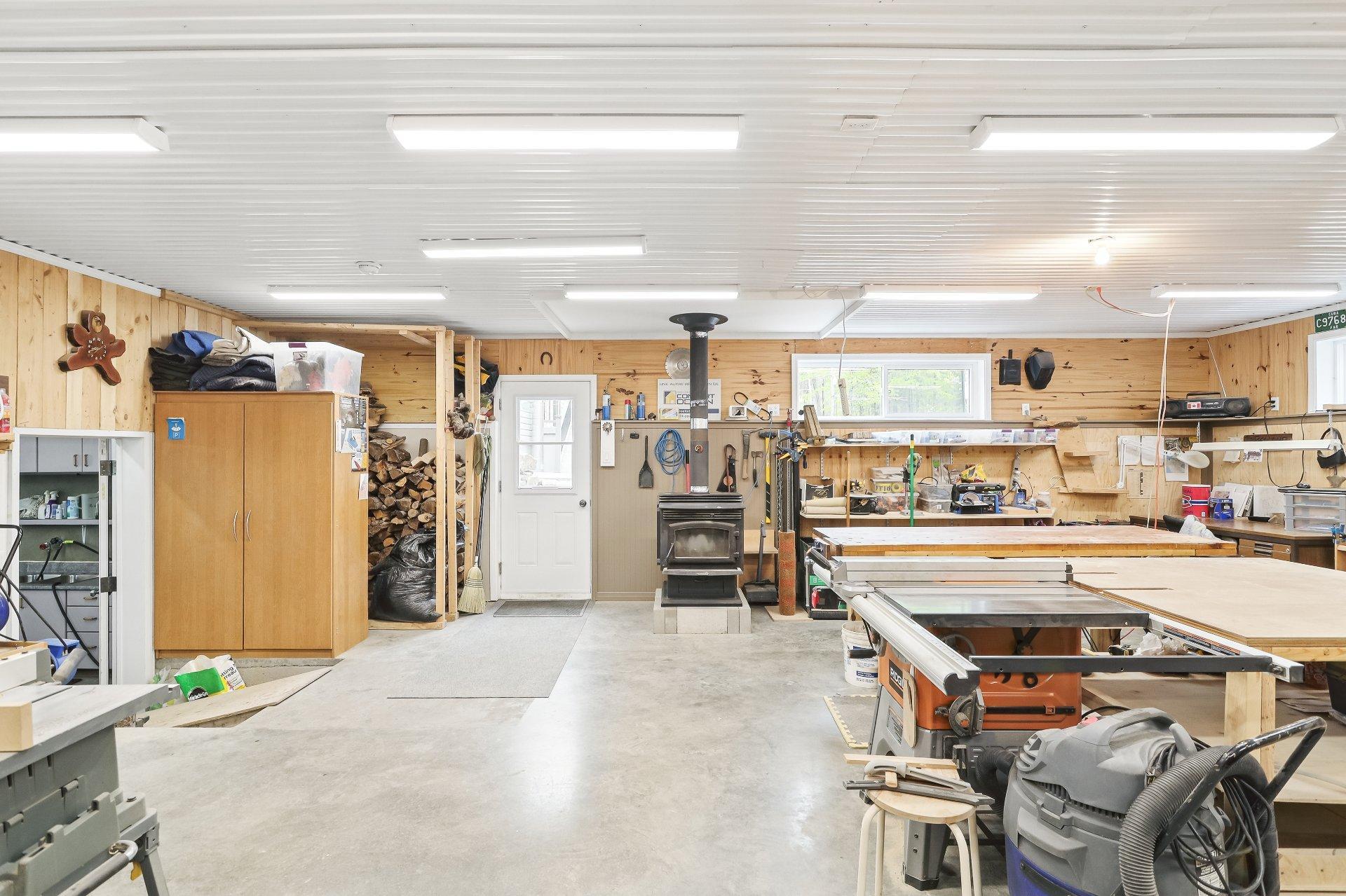 









426


Rg Jolimont

,
Sainte-Béatrix,




QC
J0K1Y0

