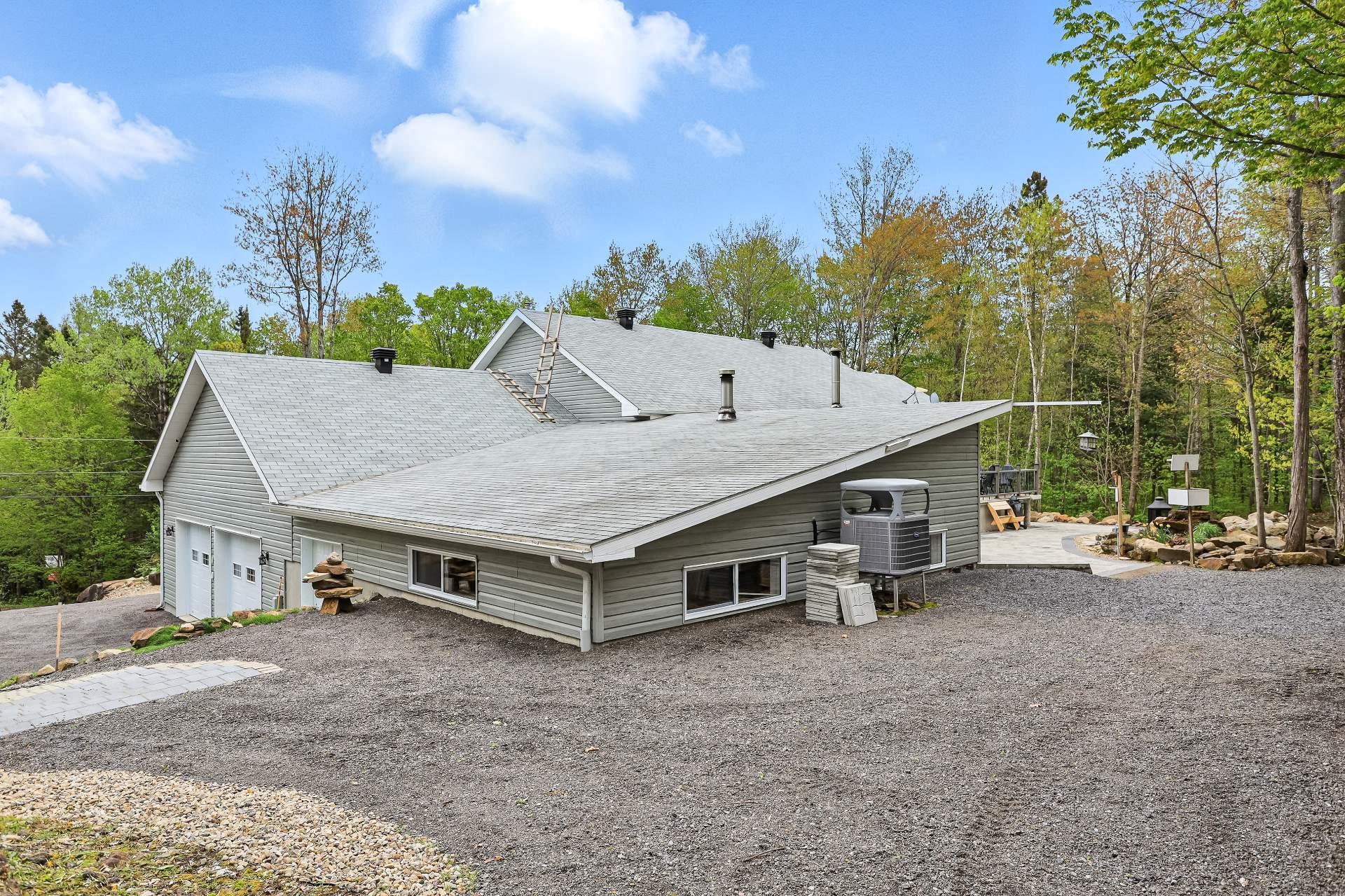 









426


Rg Jolimont

,
Sainte-Béatrix,




QC
J0K1Y0

