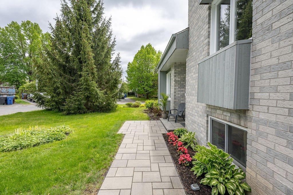









86


Rue de Neuville

,
L'Île-Perrot,




QC
J7V8L3

