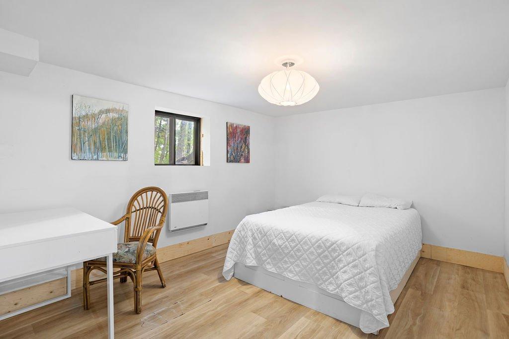









123


Rue Claude-André

,
Sainte-Sophie,




QC
J5J1E9

