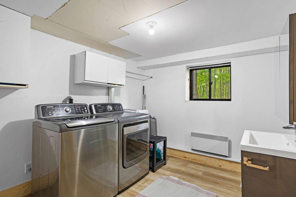 









123


Rue Claude-André

,
Sainte-Sophie,




QC
J5J1E9

