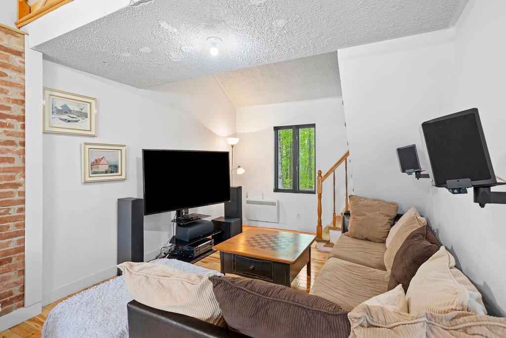 









123


Rue Claude-André

,
Sainte-Sophie,




QC
J5J1E9


