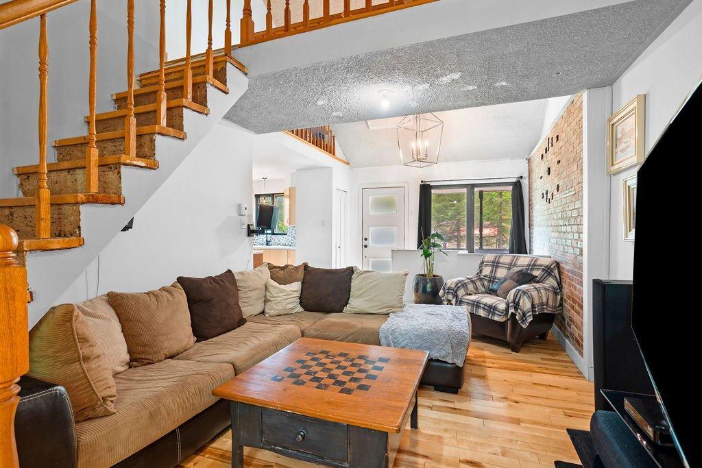 









123


Rue Claude-André

,
Sainte-Sophie,




QC
J5J1E9

