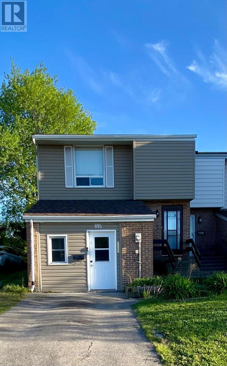 












895 TACKABERRY DRIVE

,
North Bay (West End),




Ontario
P1B4R8

