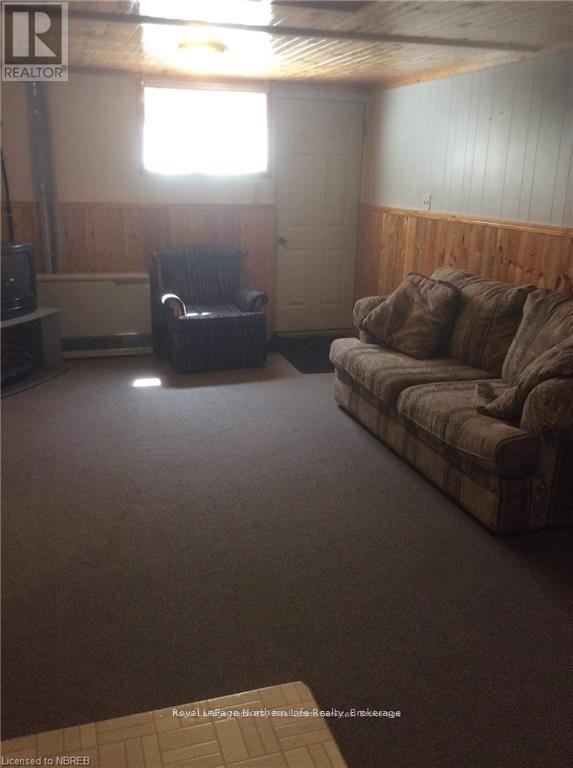 












895 TACKABERRY DRIVE

,
North Bay (West End),




Ontario
P1B4R8


