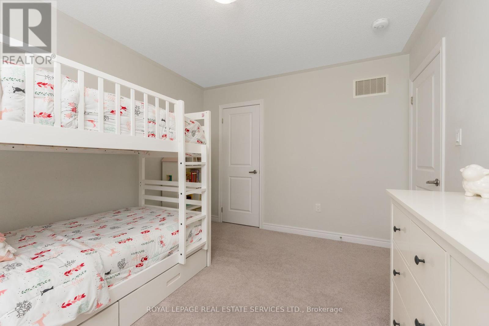












160 DREXLER AVENUE

,
Guelph/Eramosa,




Ontario
N0B2K0

