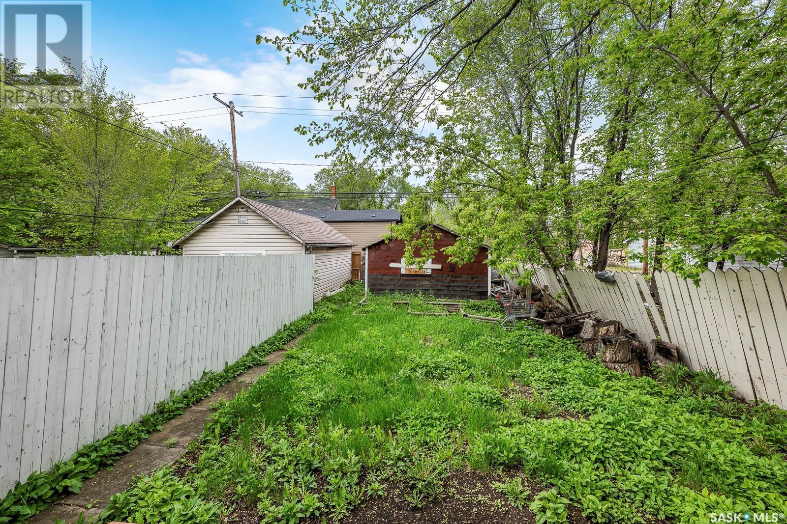 












1124 Victoria AVENUE

,
Regina,




Saskatchewan
S4P0N7

