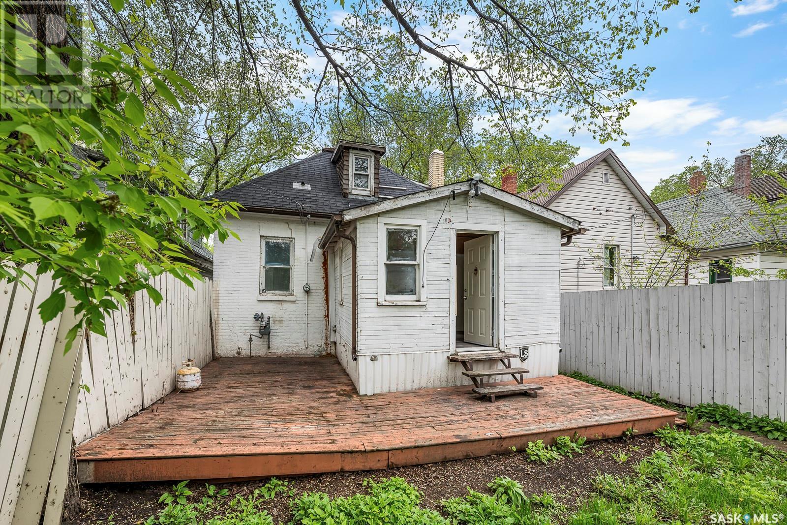 












1124 Victoria AVENUE

,
Regina,




Saskatchewan
S4P0N7

