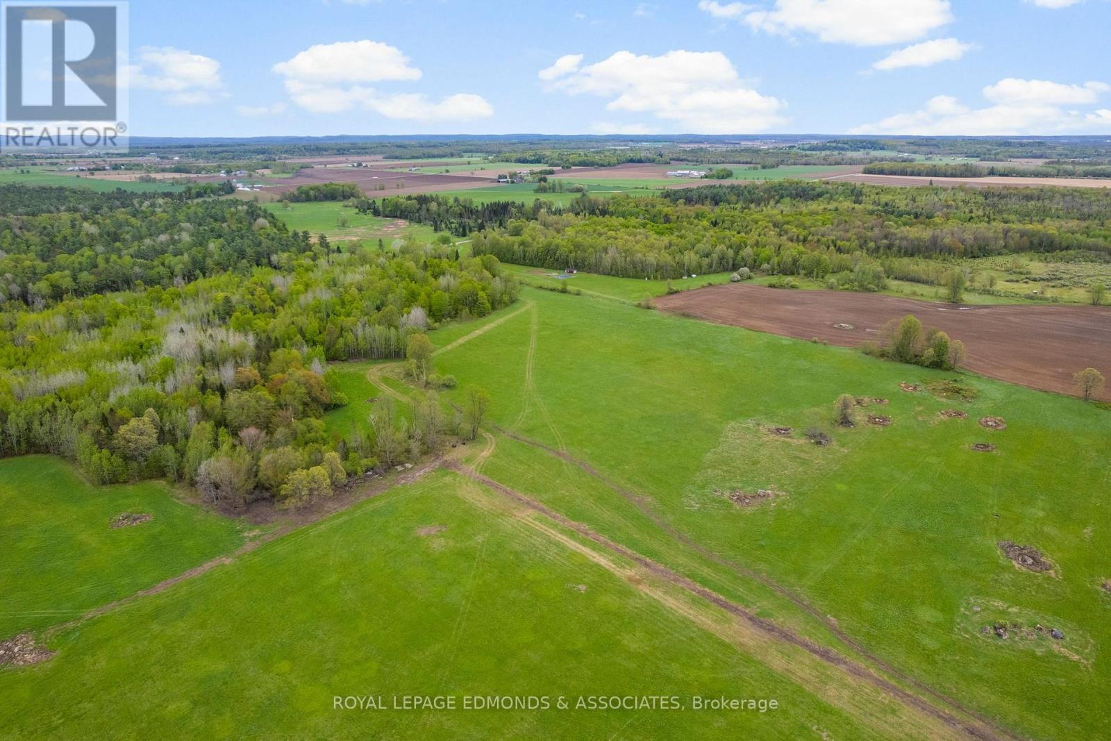 












0 WRIGHT ROAD

,
Whitewater Region,







Ontario
K0J2L0

