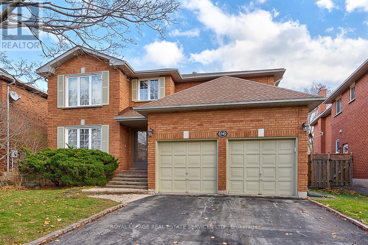 












1541 STATIONMASTER LANE

,
Oakville,




Ontario
L6M3A9

