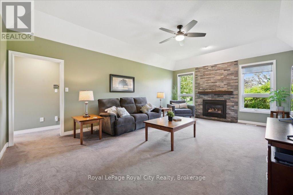 












17 ST BONIFACE DRIVE

,
Woolwich,




Ontario
N0B2B0

