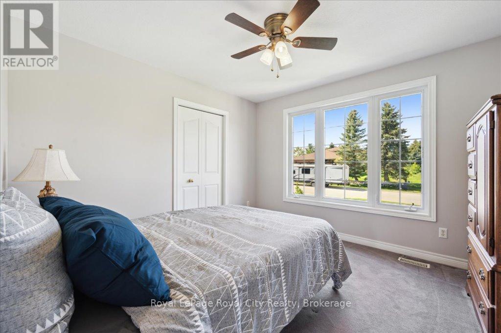 












17 ST BONIFACE DRIVE

,
Woolwich,




Ontario
N0B2B0

