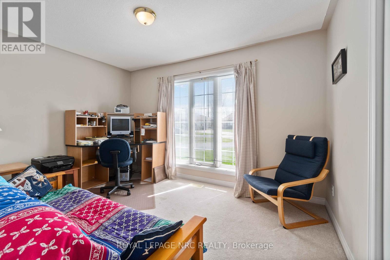 












449 BARRINGTON COURT

,
Fort Erie (Ridgeway),




Ontario
L0S1N0

