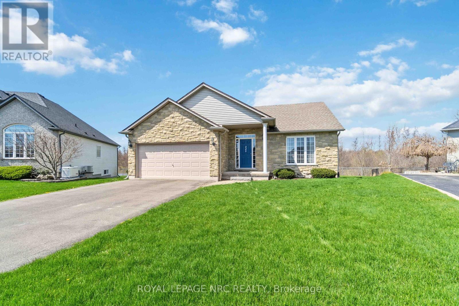 












449 BARRINGTON COURT

,
Fort Erie (Ridgeway),




Ontario
L0S1N0

