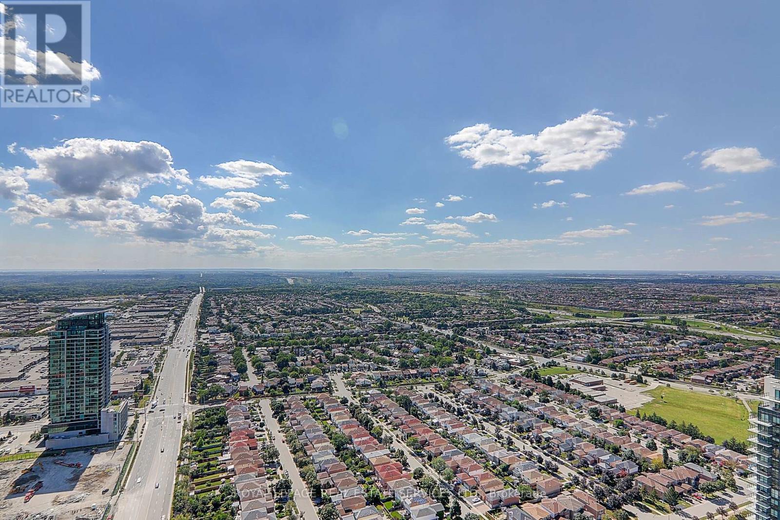 












4510 - 4011 BRICKSTONE MEWS

,
Mississauga,




Ontario
L5B0J7

