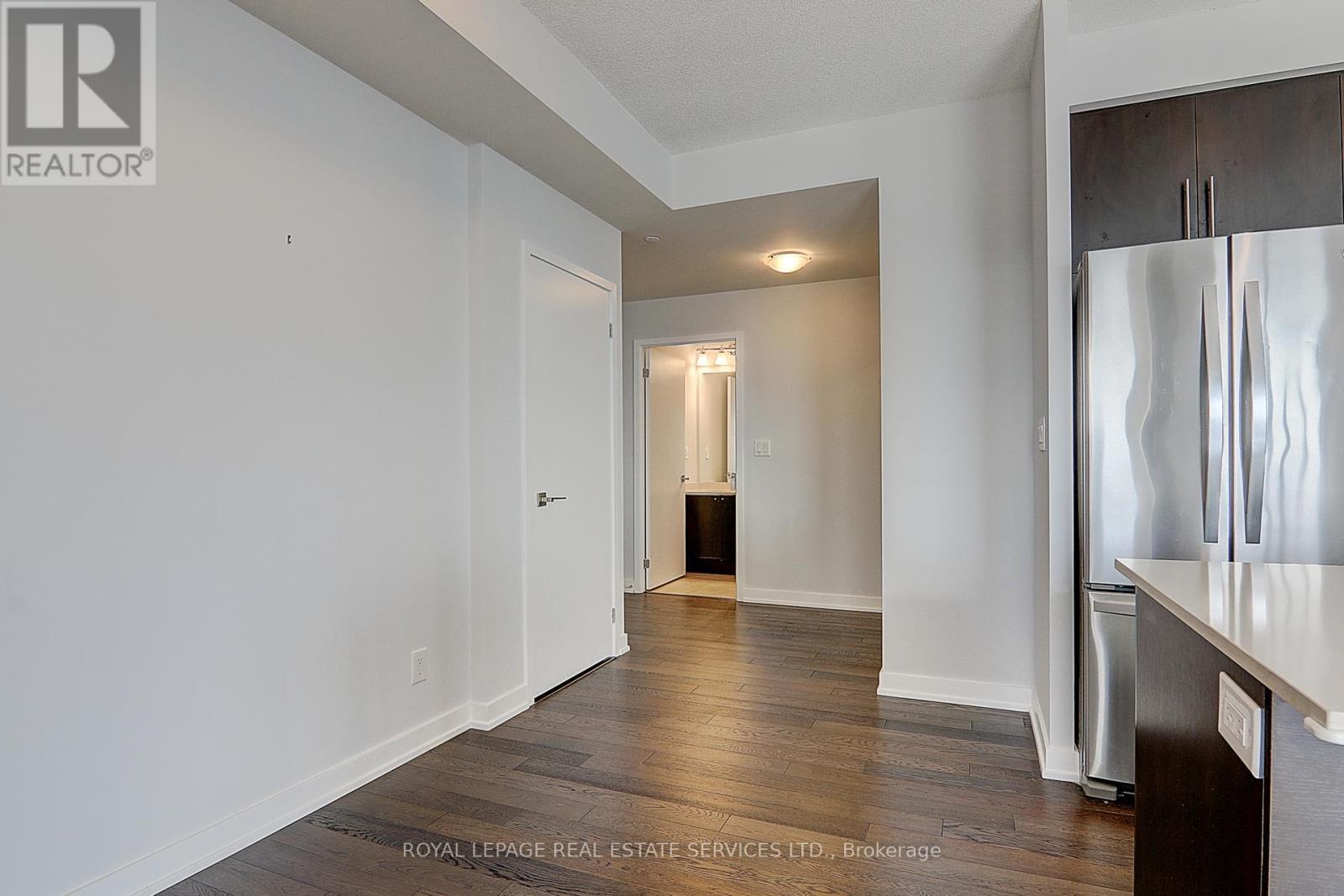 












4510 - 4011 BRICKSTONE MEWS

,
Mississauga,




Ontario
L5B0J7

