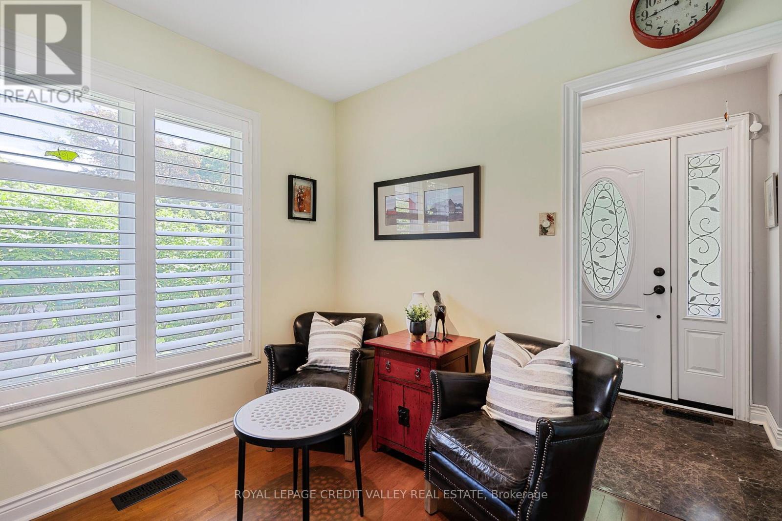 












24 LADORE DRIVE

,
Brampton,




Ontario
L6Y1V5

