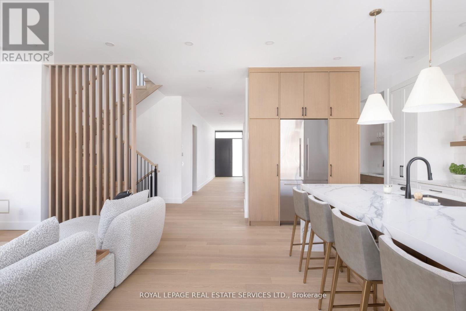 












263 THIRTIETH STREET

,
Toronto,




Ontario
M8W3E2

